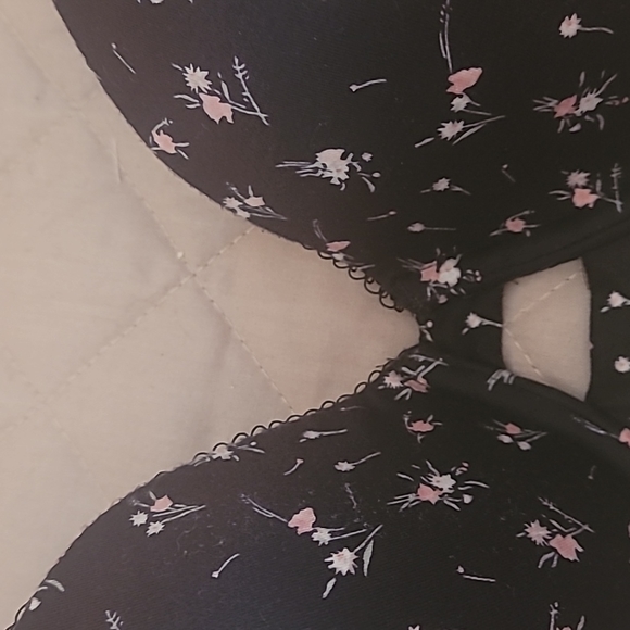 34DDD bras - Picture 2 of 11